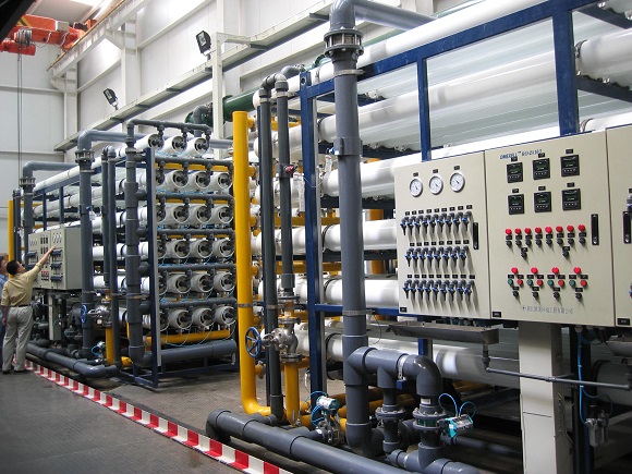 反滲透設(shè)備的制水過(guò)程介紹